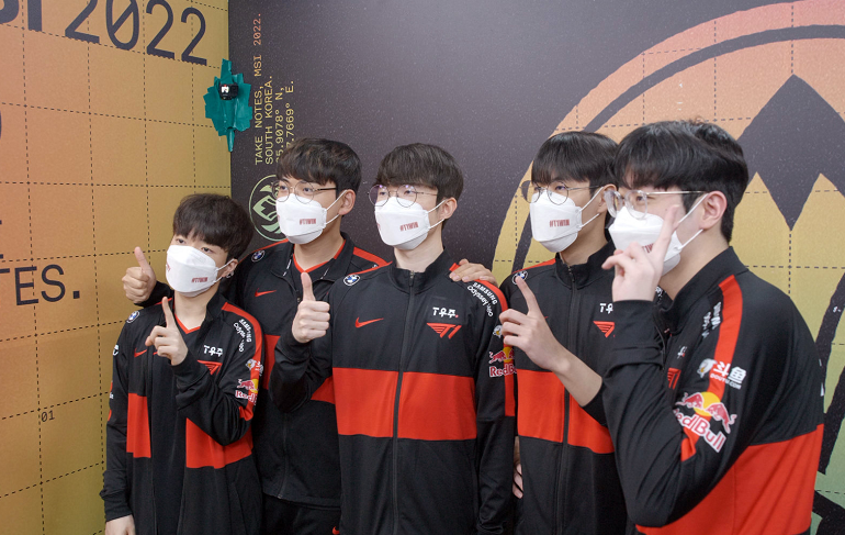 NG28Faker赛事官方发布突破纪录新规，DWG争议不断！(faker打比赛多久了)